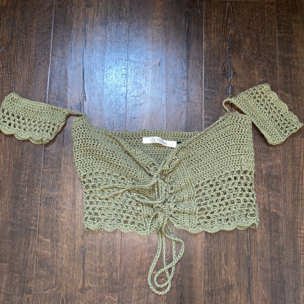 ootdfash crop top